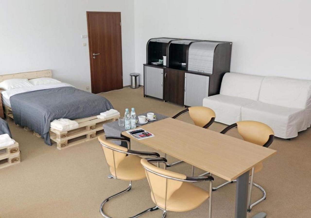 Apartamenty Expo Nadarzyn 3Rooms Kajetany Luaran gambar